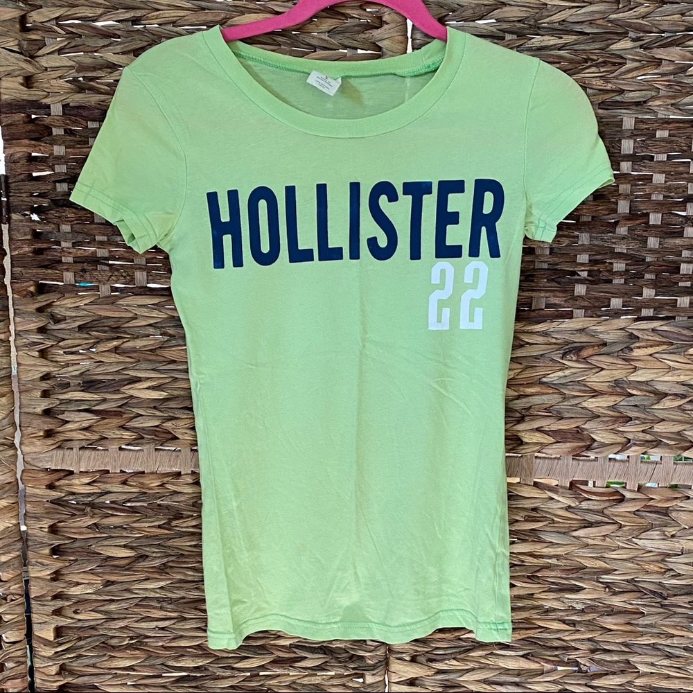 Hollister Green Graphic T-shirt